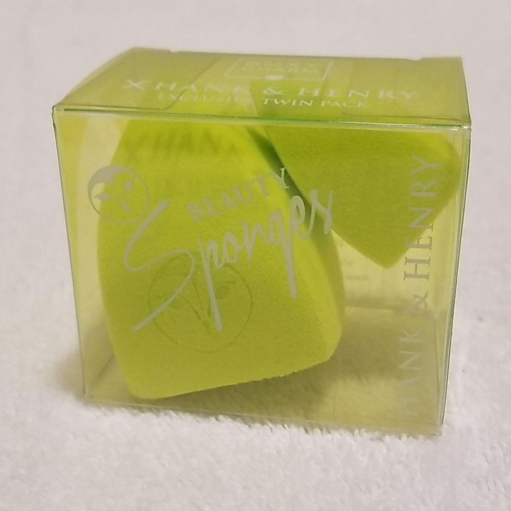 Makeup sponges